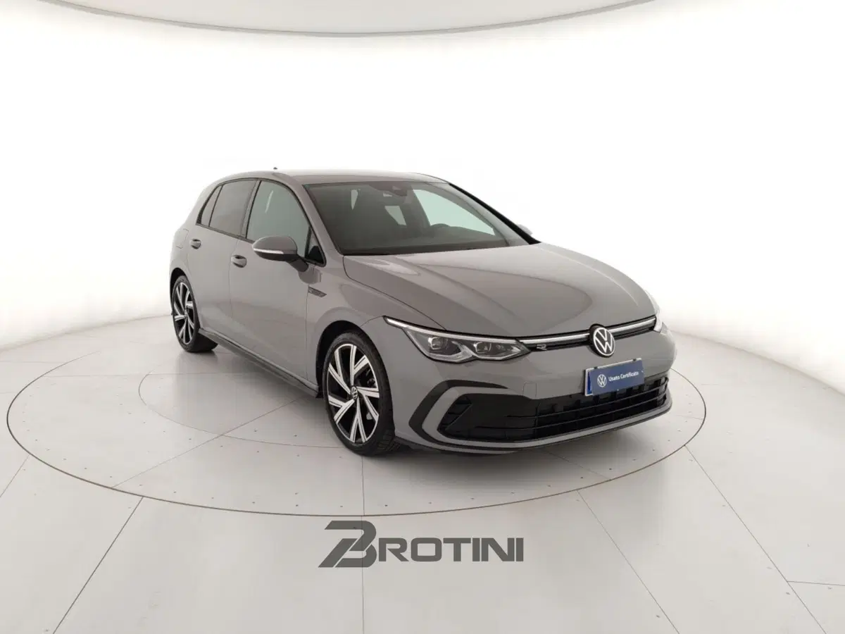 Volkswagen Golf usata a Massa-Carrara (4)