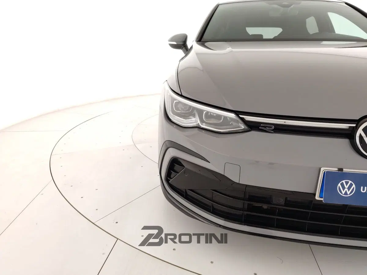 Volkswagen Golf usata a Massa-Carrara (5)