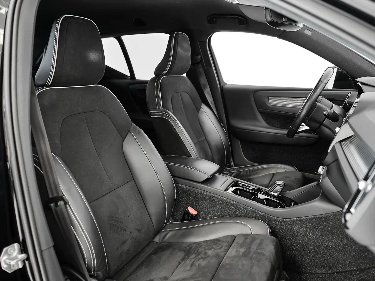Volvo XC40 usata a Prato (17)