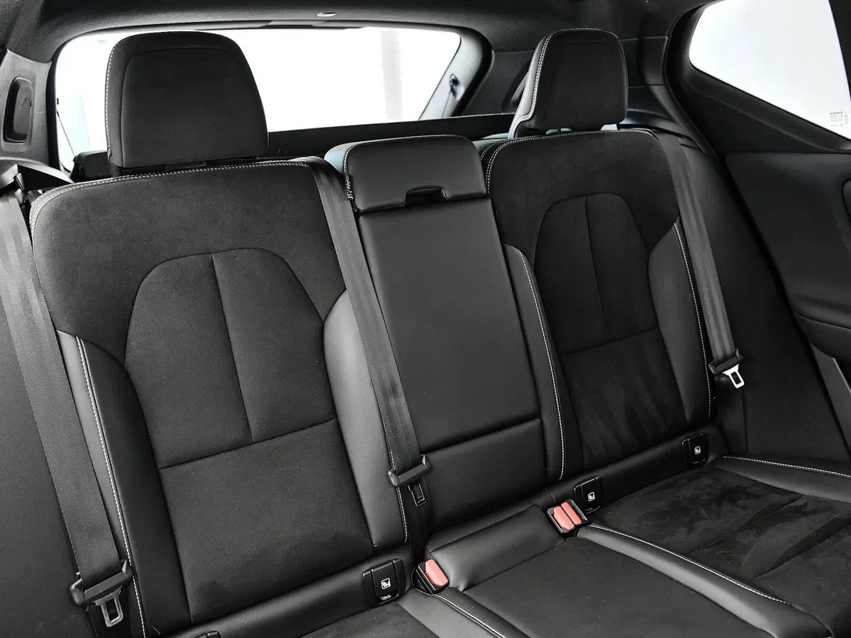 Volvo XC40 usata a Prato (18)