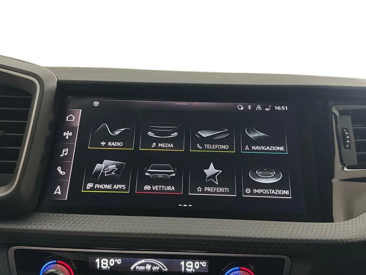 Audi A1 allstreet usata a Caserta (13)