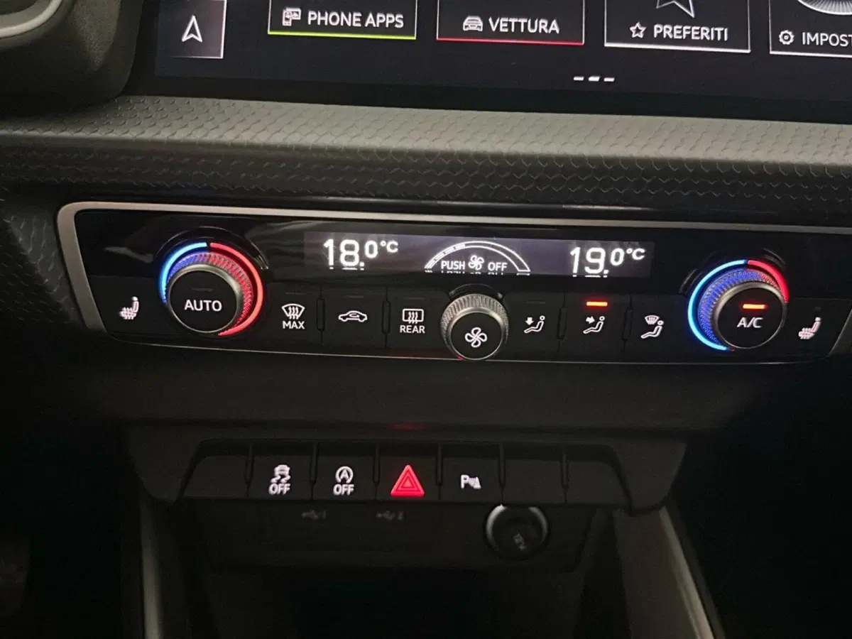 Audi A1 allstreet usata a Caserta (17)