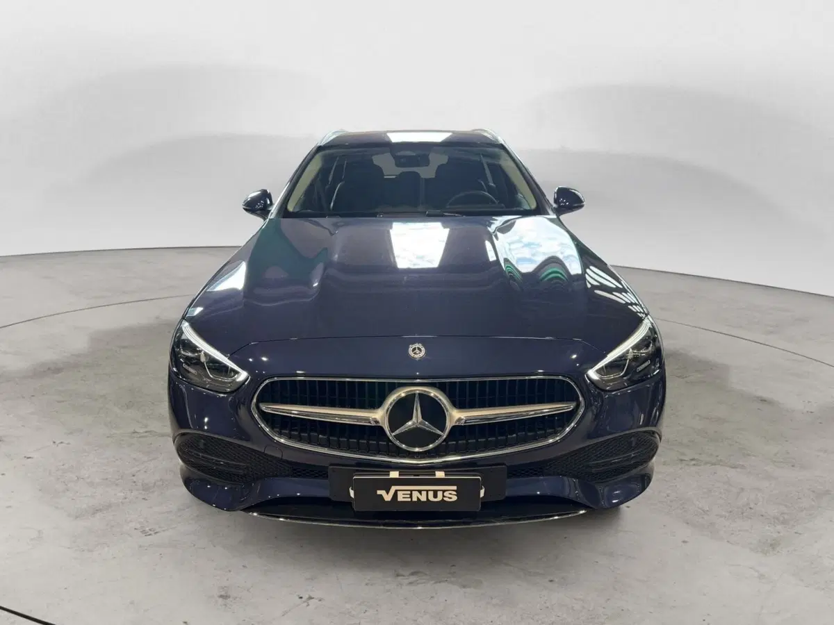 Mercedes-Benz Classe C Station Wagon nuova a Monza e Brianza (2)