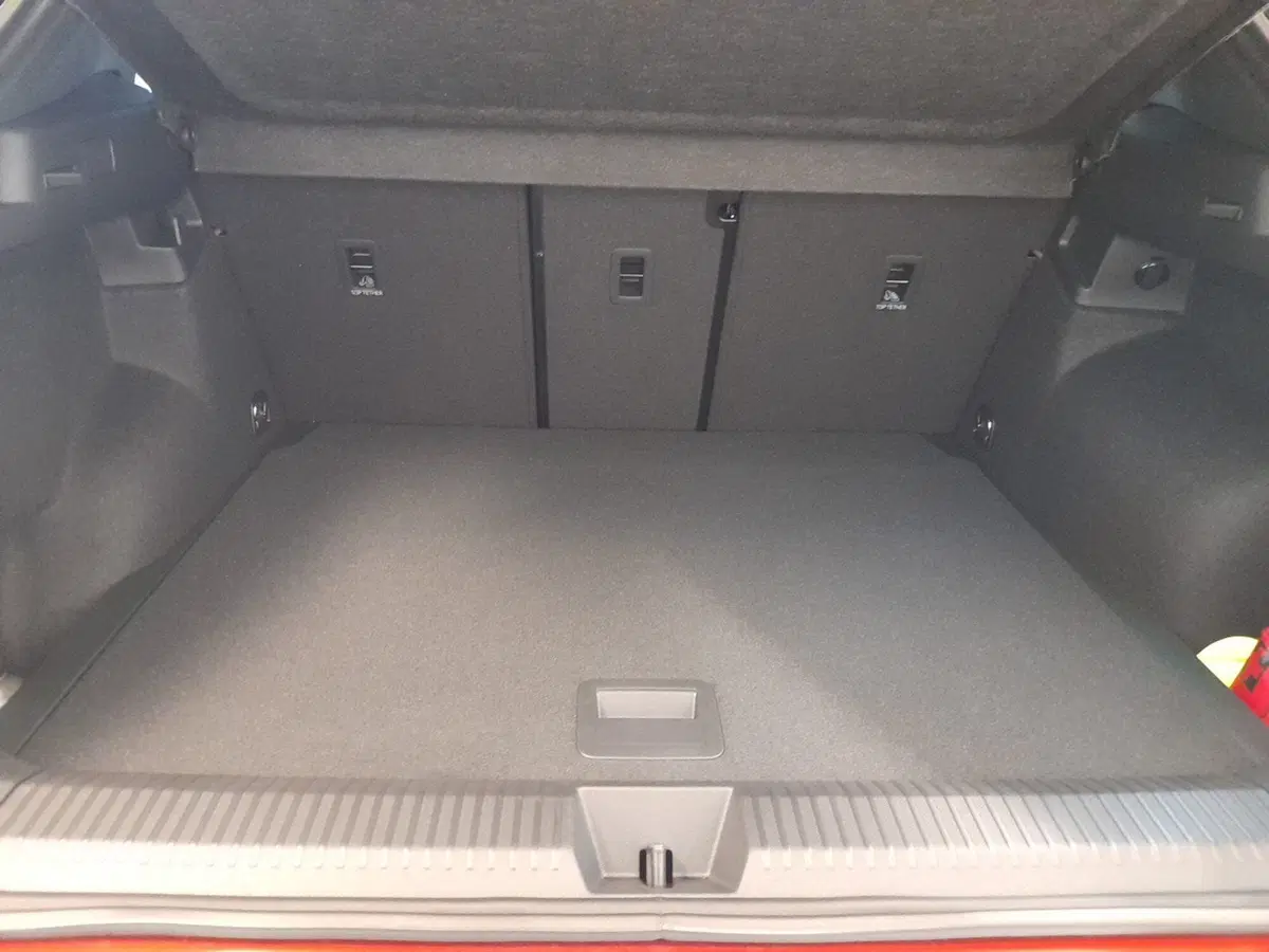 Volkswagen T-Roc nuova a Bologna (17)