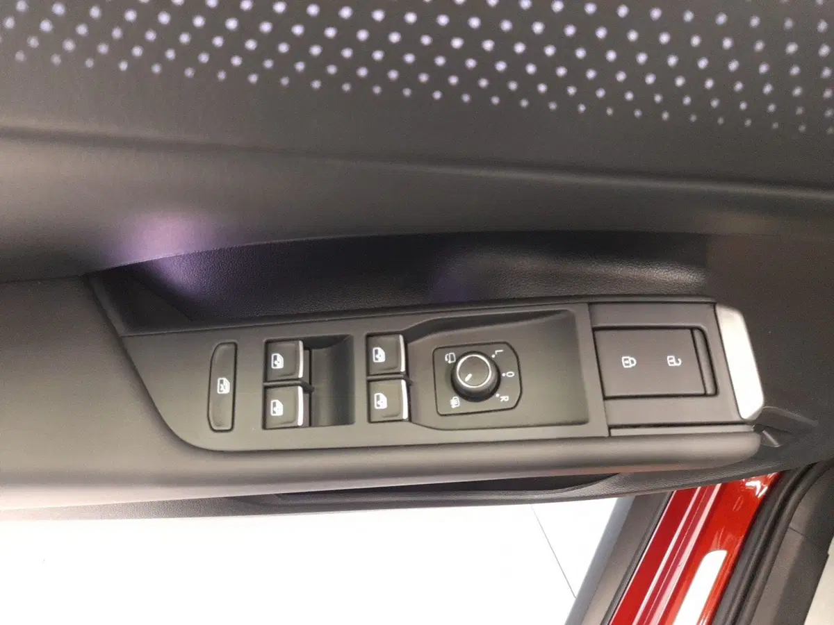 Volkswagen T-Roc nuova a Bologna (9)