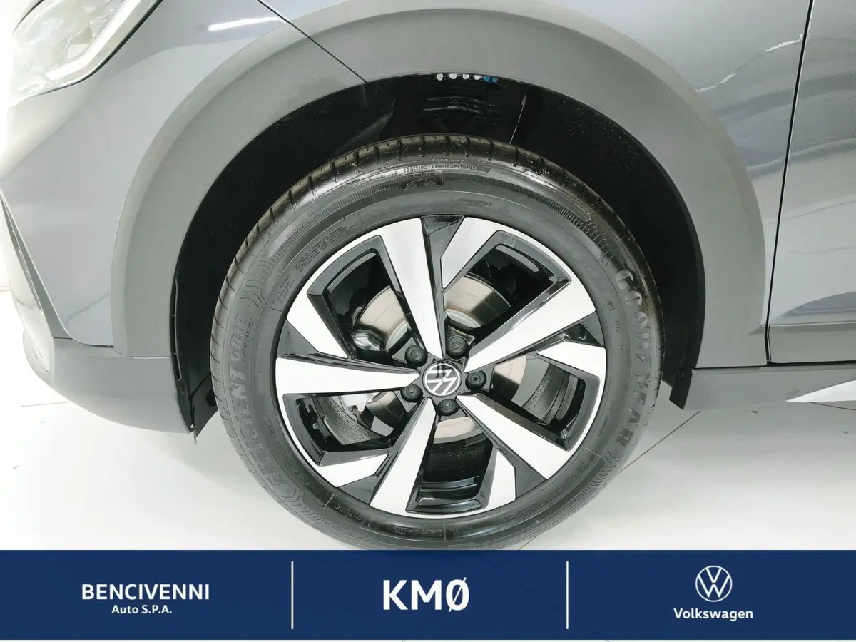 Volkswagen Taigo nuova a Catanzaro (13)
