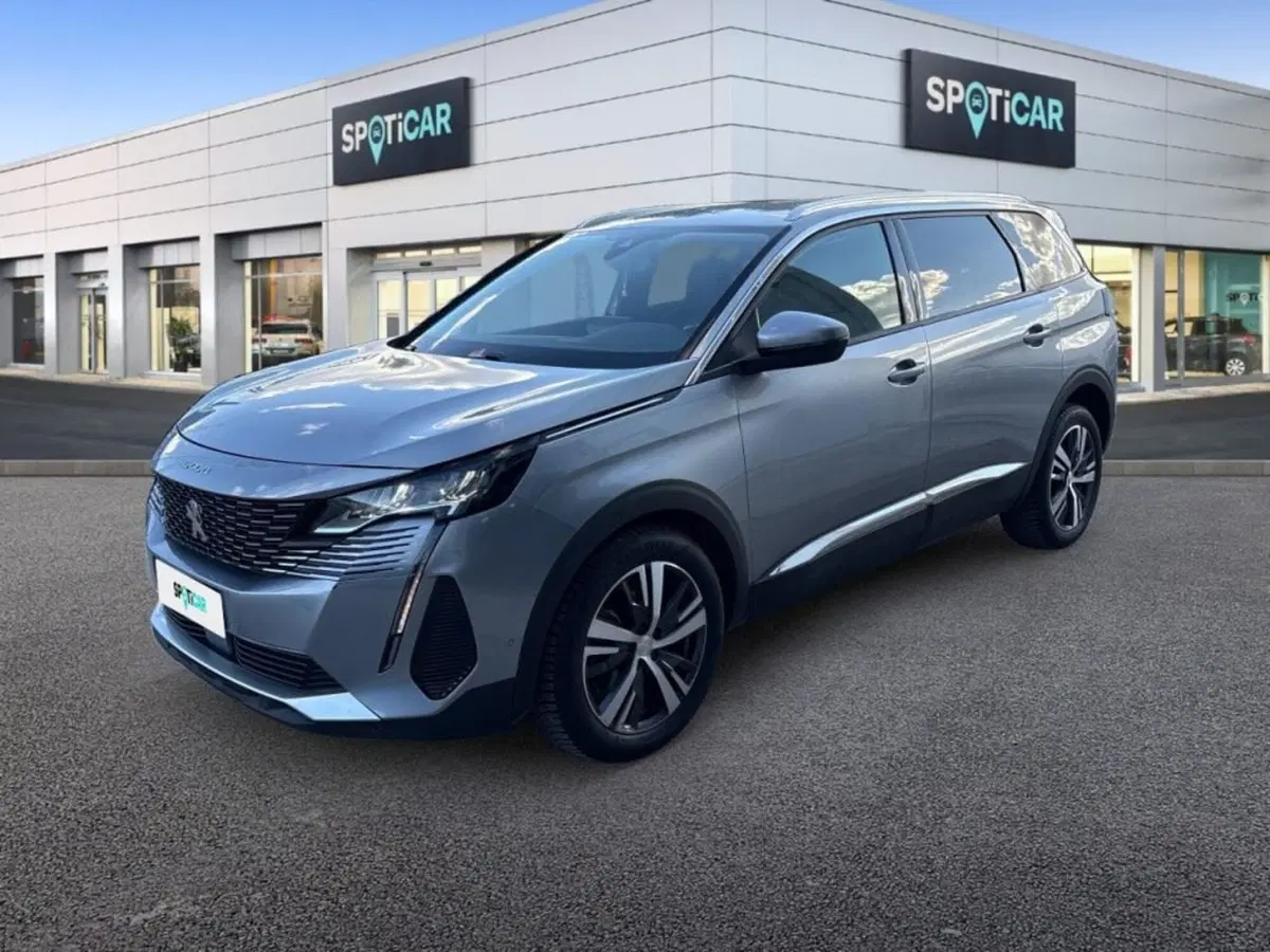 Peugeot 5008 usata a Foggia