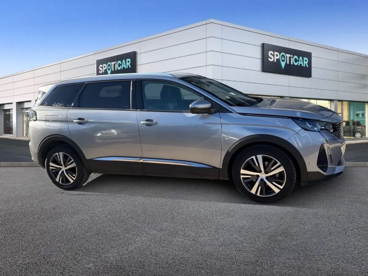 Peugeot 5008 usata a Foggia (4)