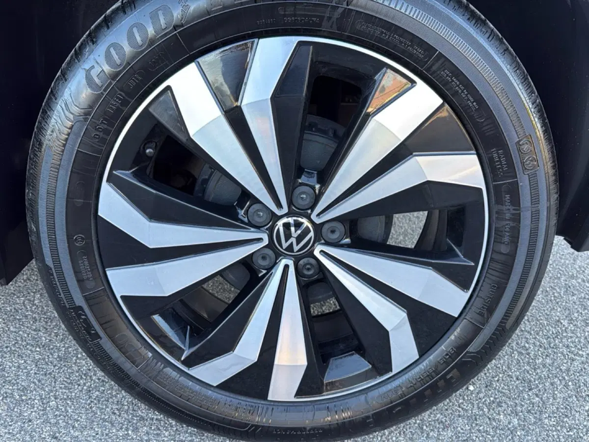 Volkswagen T-Cross usata a Terni (6)