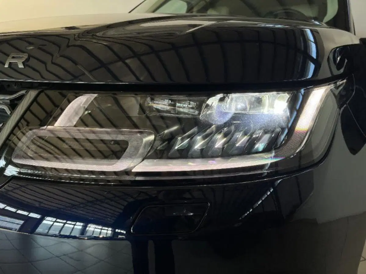 Land Rover Range Rover Sport usata a Venezia (8)