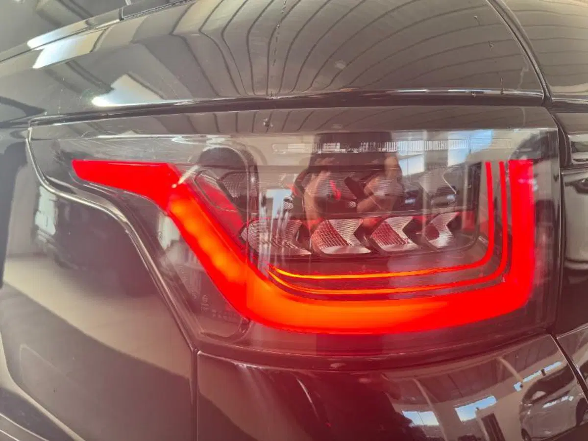 Land Rover Range Rover Sport usata a Venezia (10)