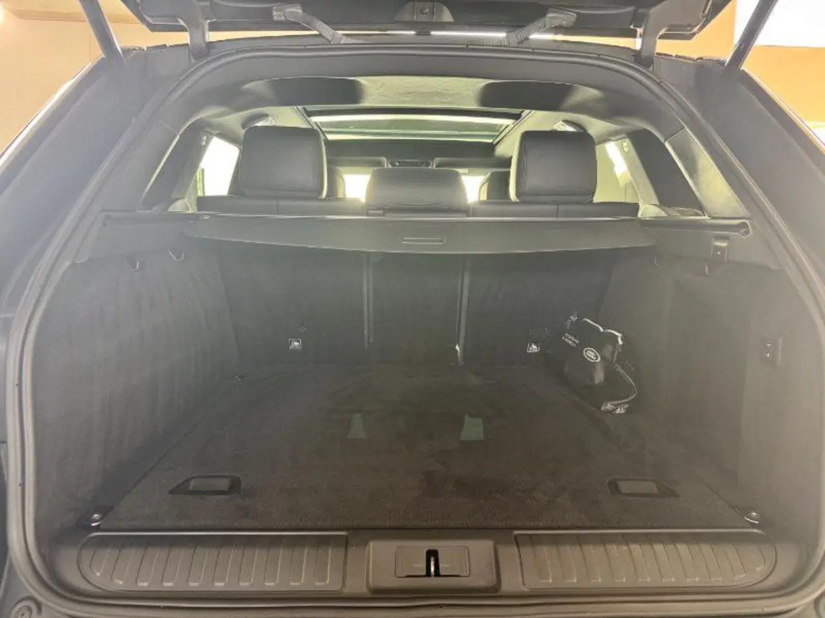 Land Rover Range Rover Sport usata a Venezia (14)