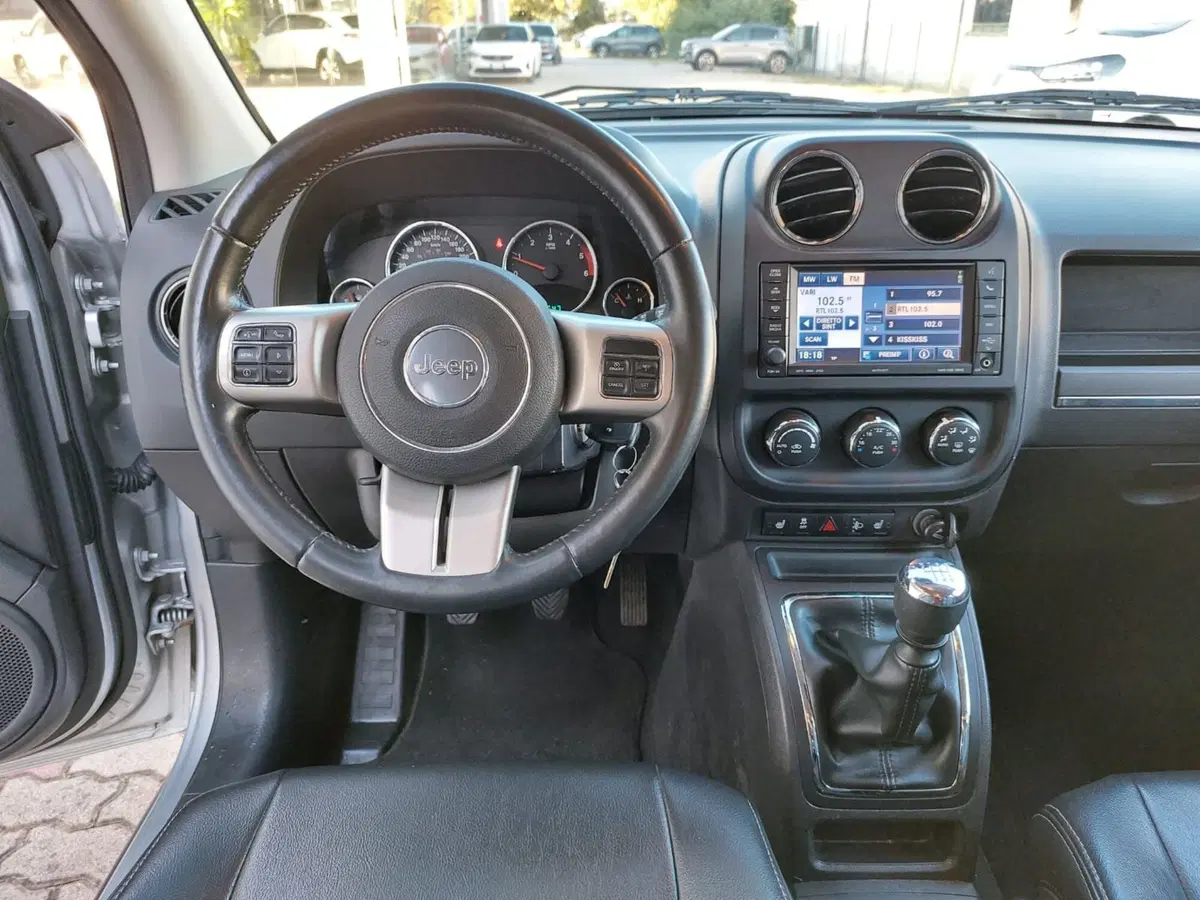 Jeep Compass usata a Pavia (6)
