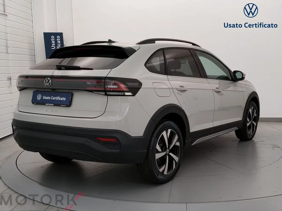 Volkswagen Taigo nuova a Varese (5)