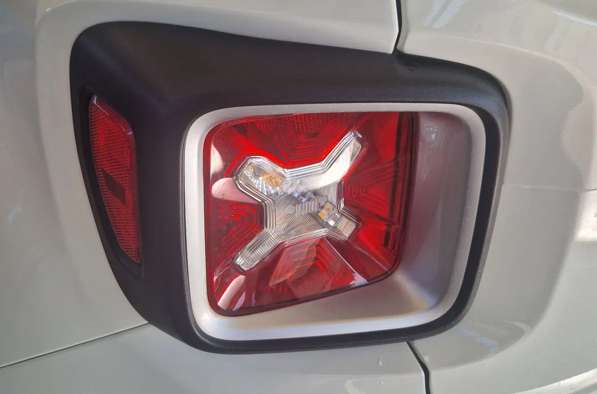 Jeep Renegade usata a Terni (16)