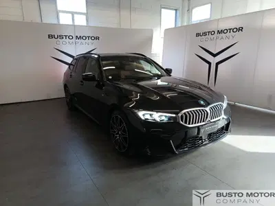 BMW Serie 3 Touring 320d  mhev 48V xdrive MSport auto del 2024 usata a Olgiate Olona
