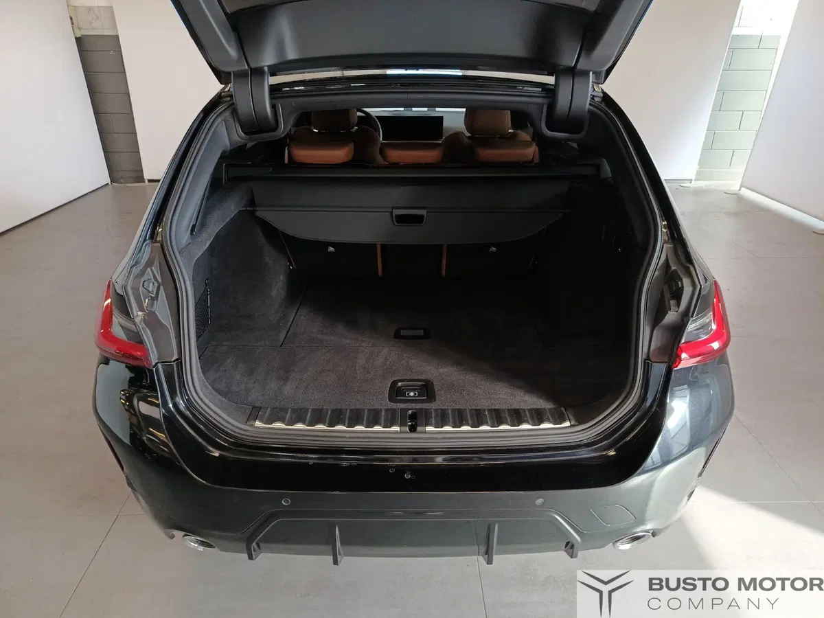 BMW Serie 3 Touring usata a Varese (10)