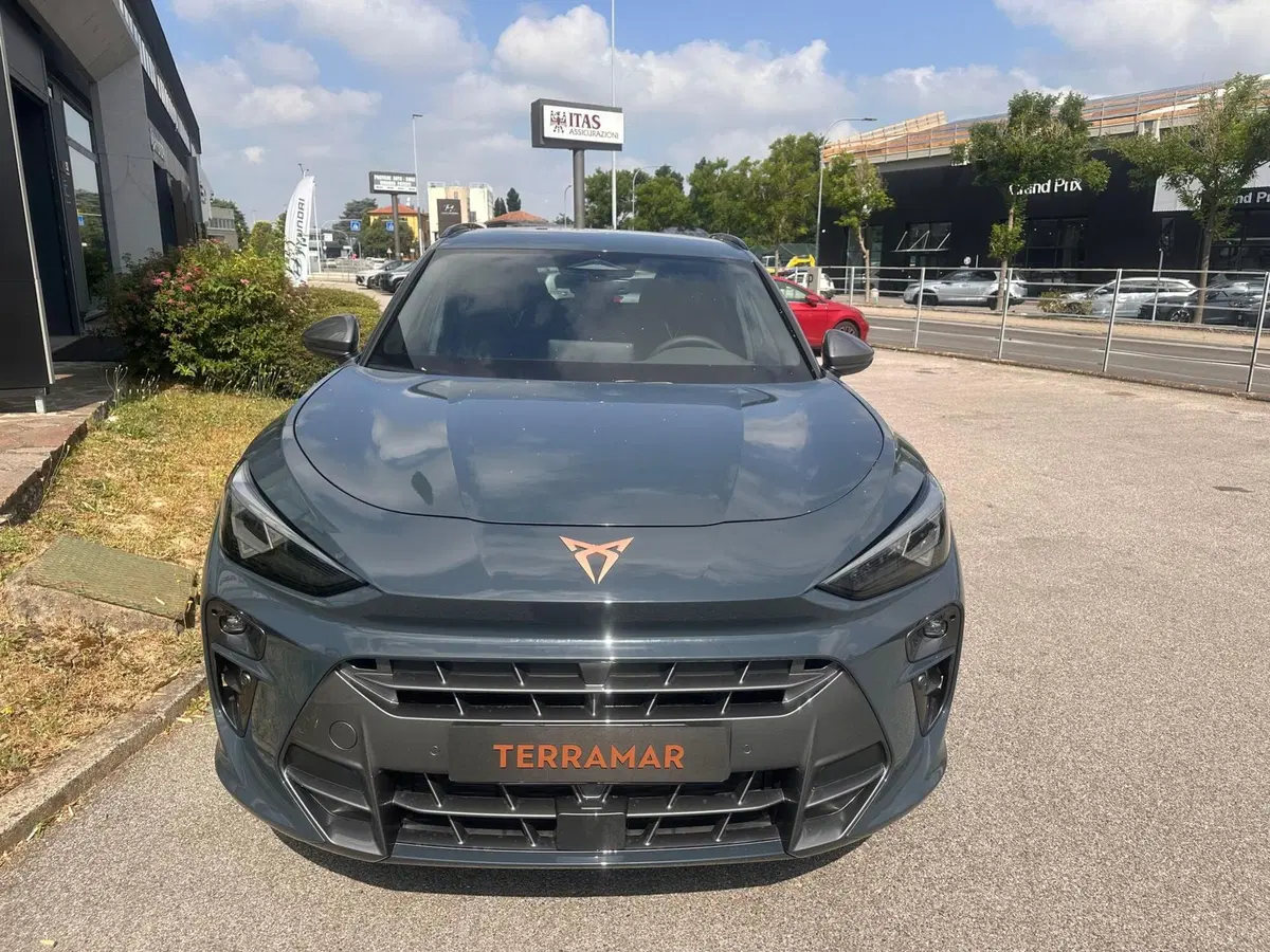 Cupra Terramar nuova a Bologna (2)