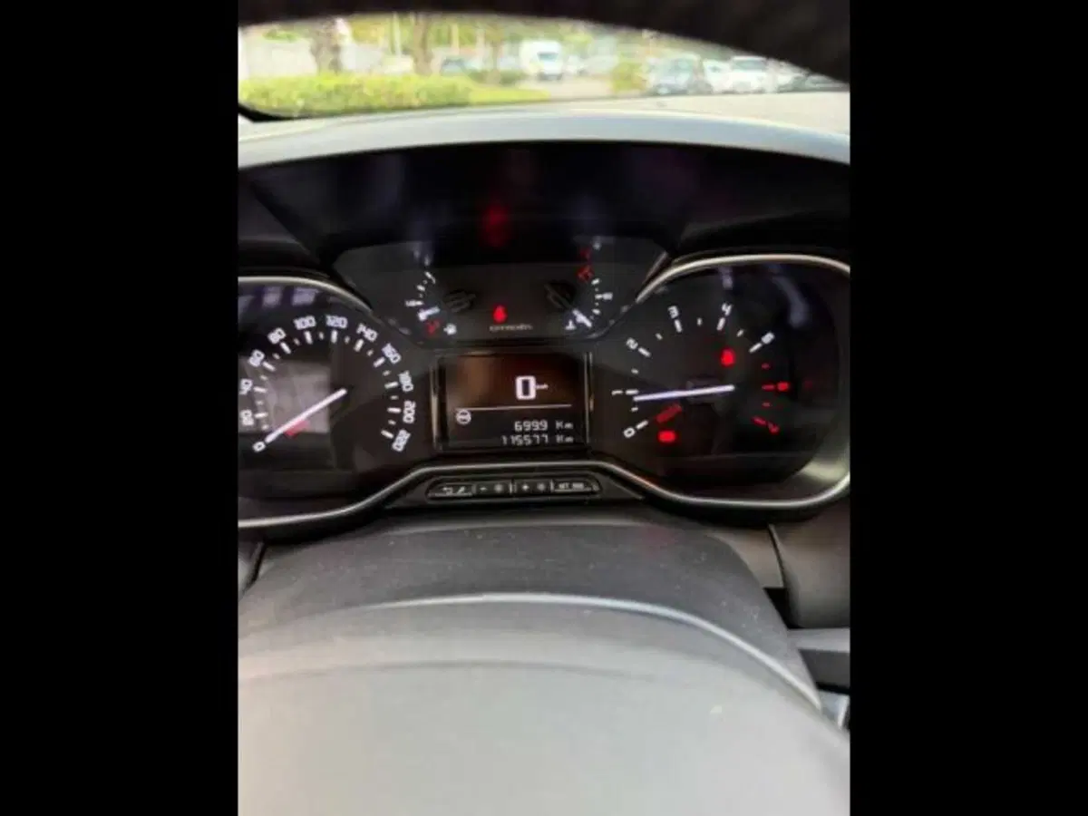 Citroen C3 Aircross usata a Caltanissetta (12)