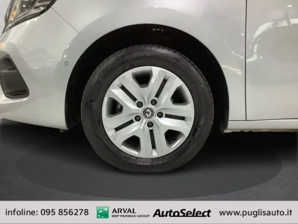 Renault Kangoo usata a Catania (14)
