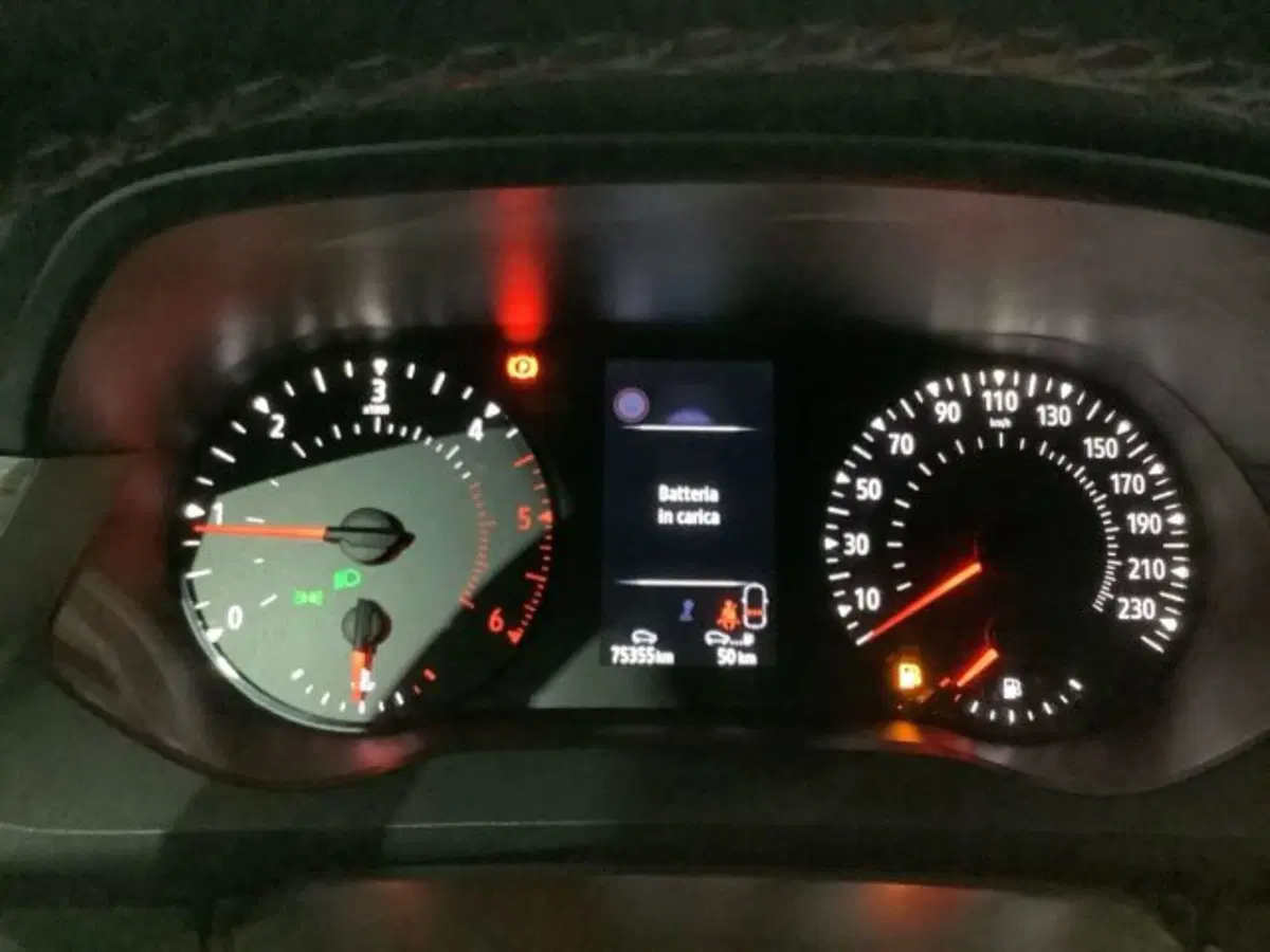 Renault Kangoo usata a Catania (15)