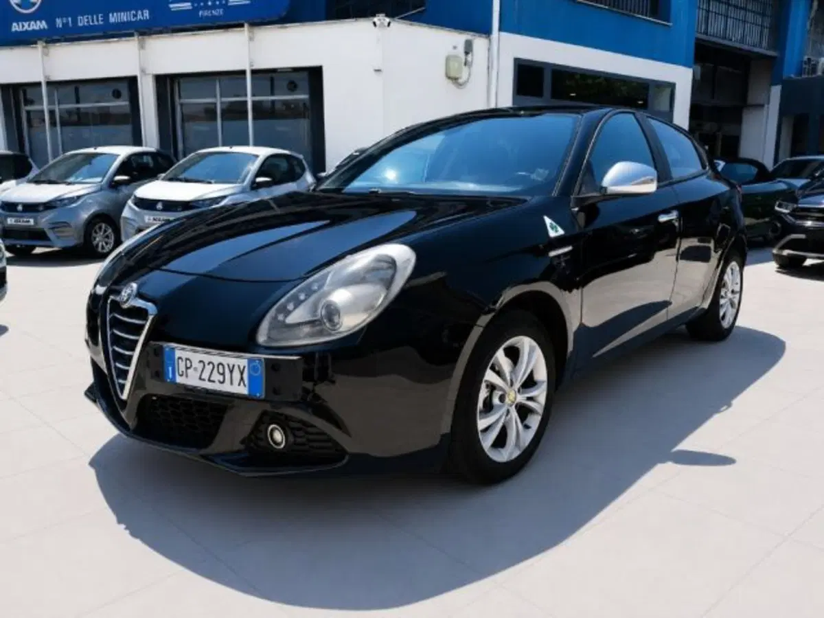 Alfa Romeo Giulietta usata a Firenze (3)