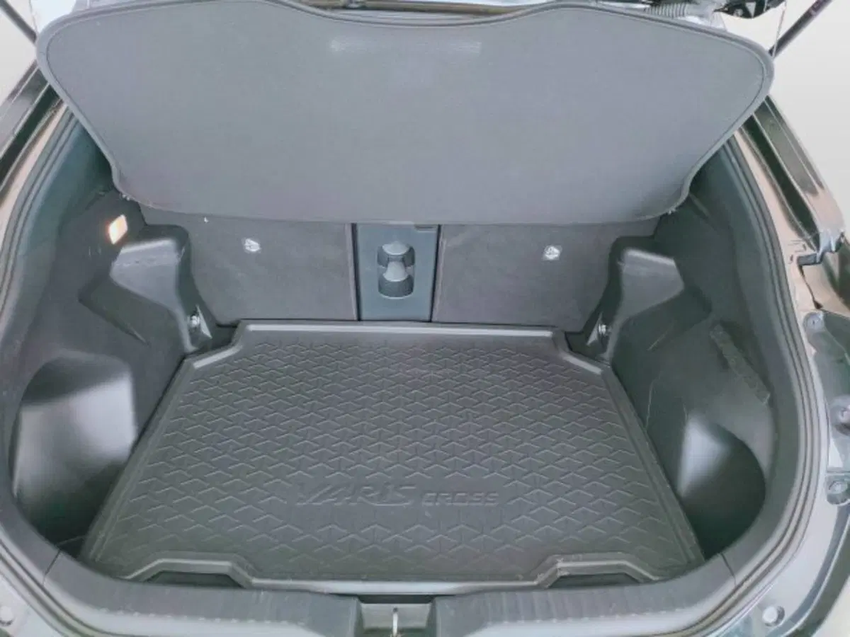 Toyota Yaris Cross usata a Teramo (9)