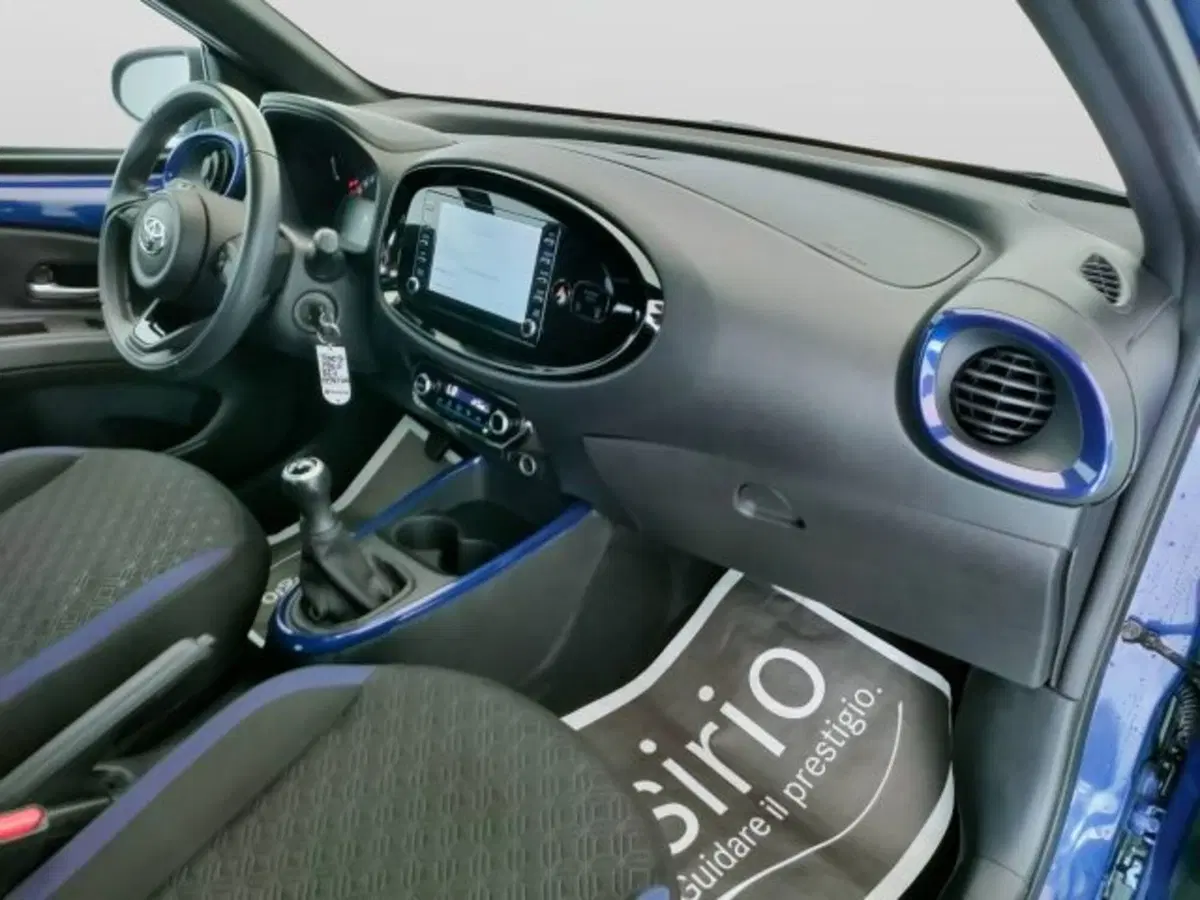 Toyota Aygo X usata a Teramo (12)