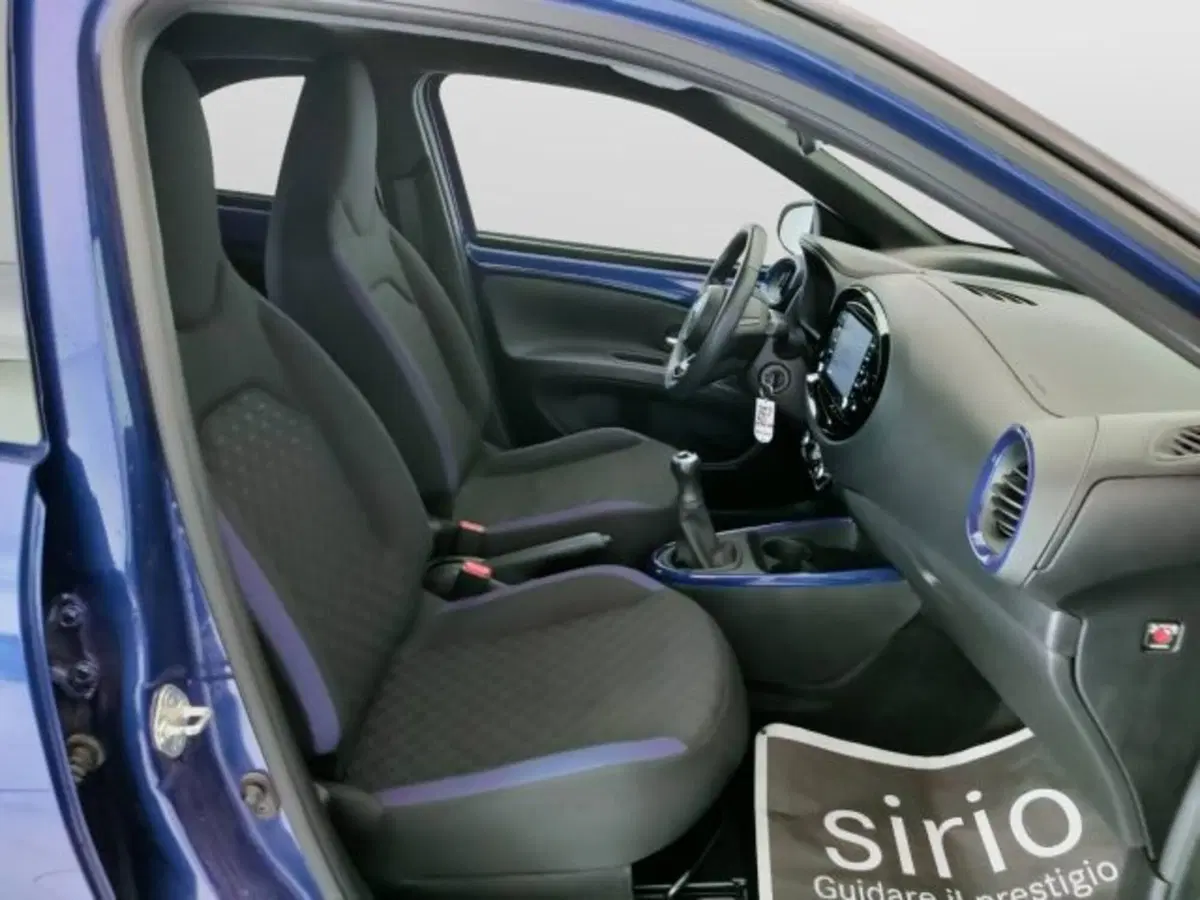 Toyota Aygo X usata a Teramo (13)