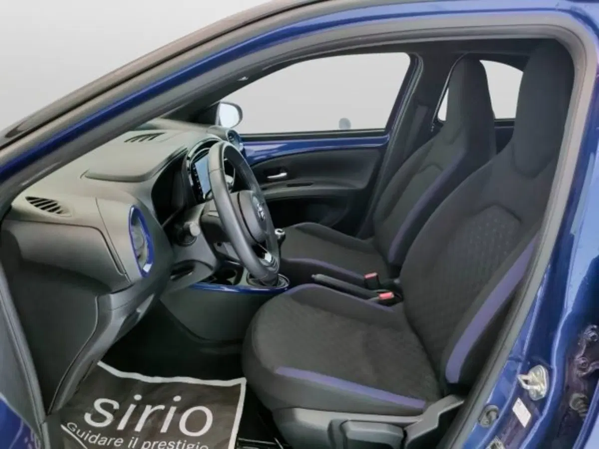 Toyota Aygo X usata a Teramo (15)