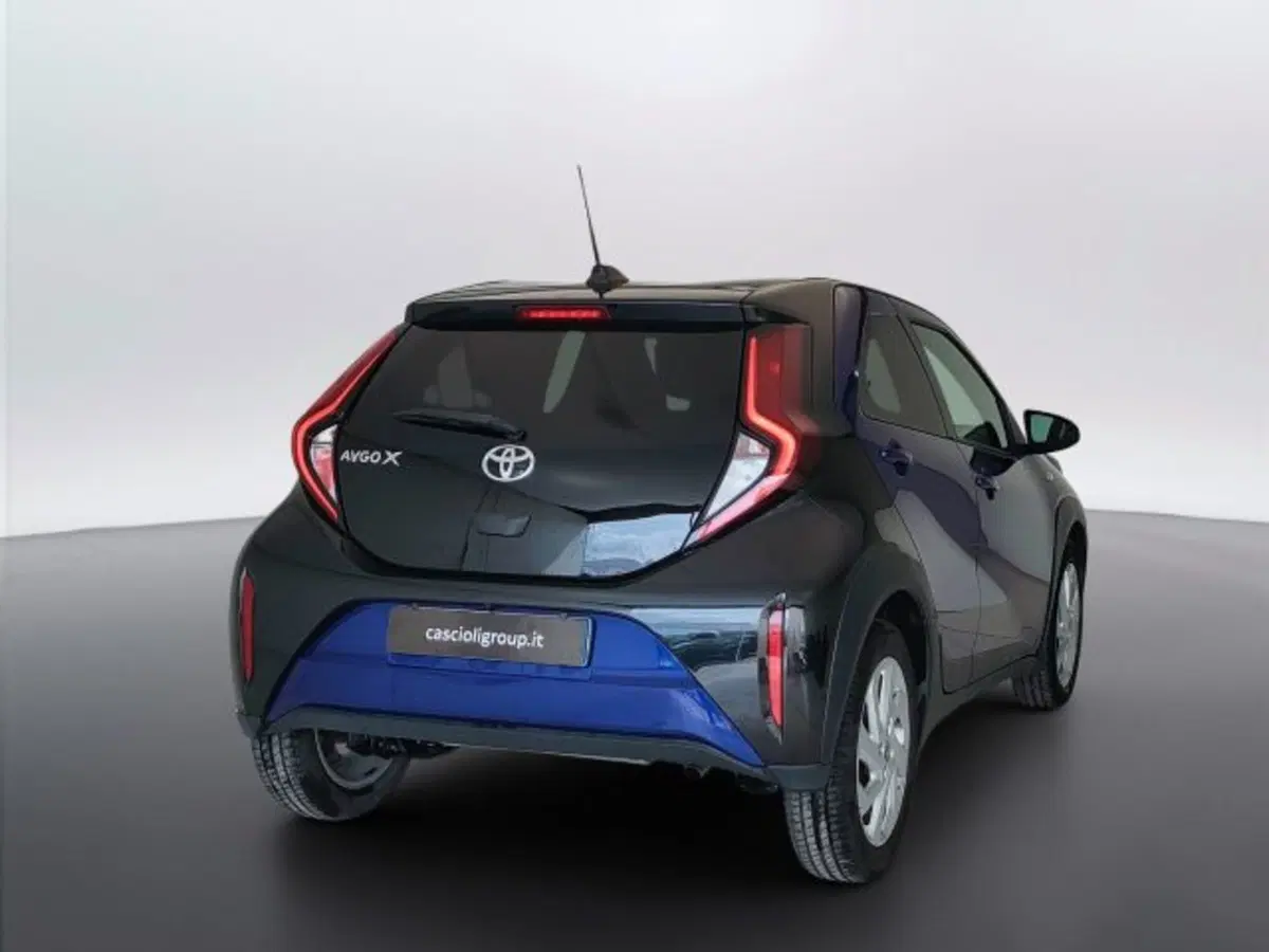 Toyota Aygo X usata a Teramo (5)