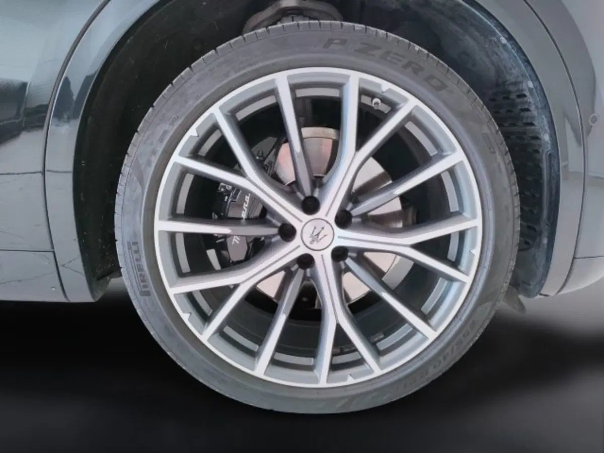 Maserati Grecale usata a Teramo (11)