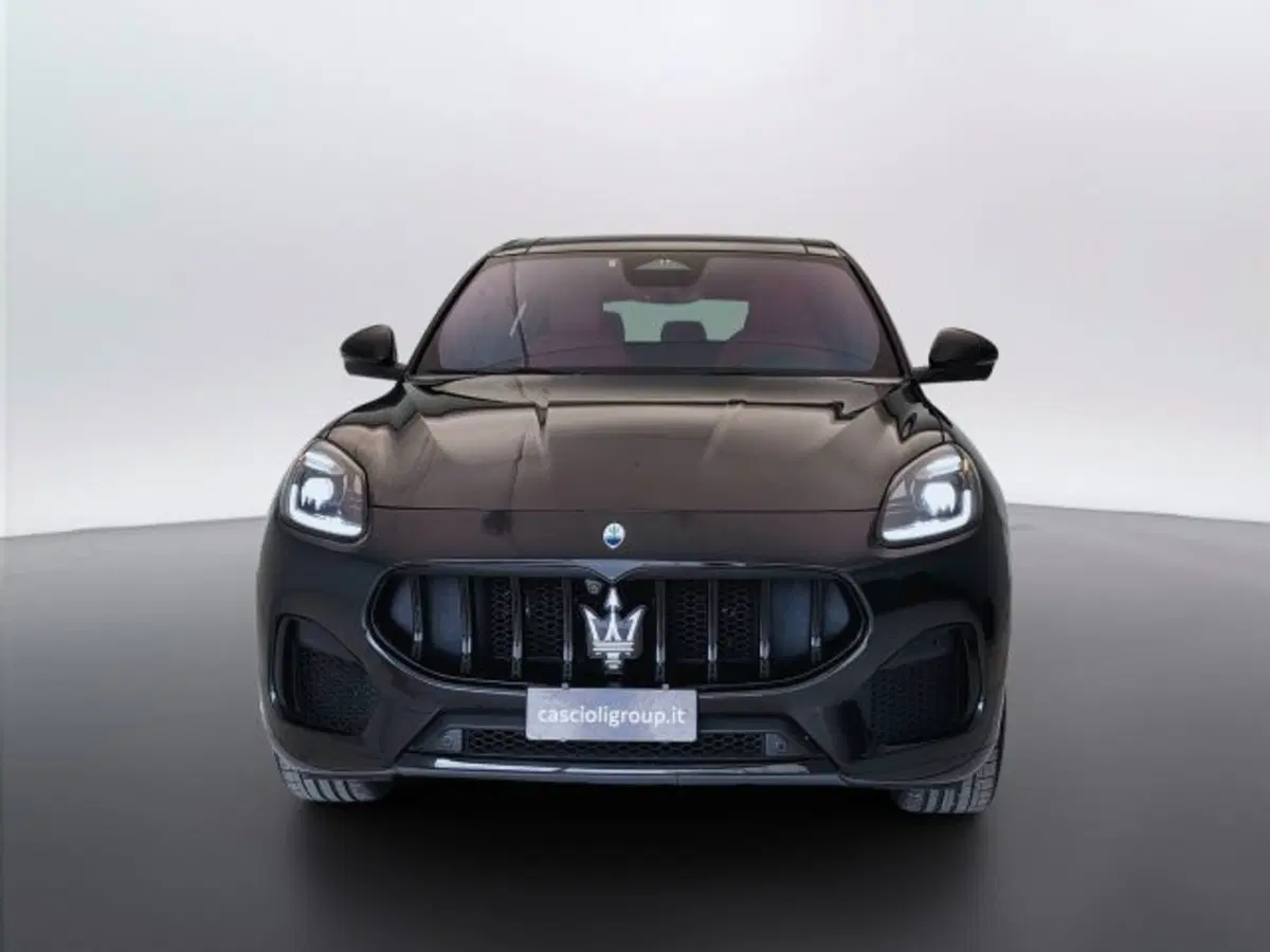 Maserati Grecale usata a Teramo (2)