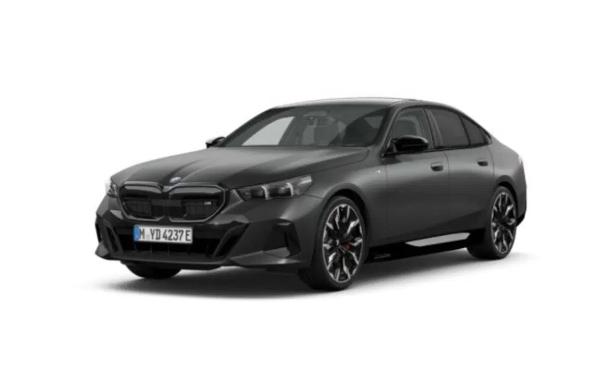 BMW i5 Touring nuova a Verona