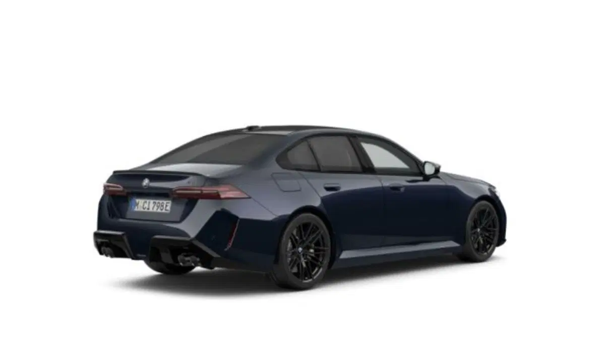 BMW Serie 5 nuova a Verona (2)
