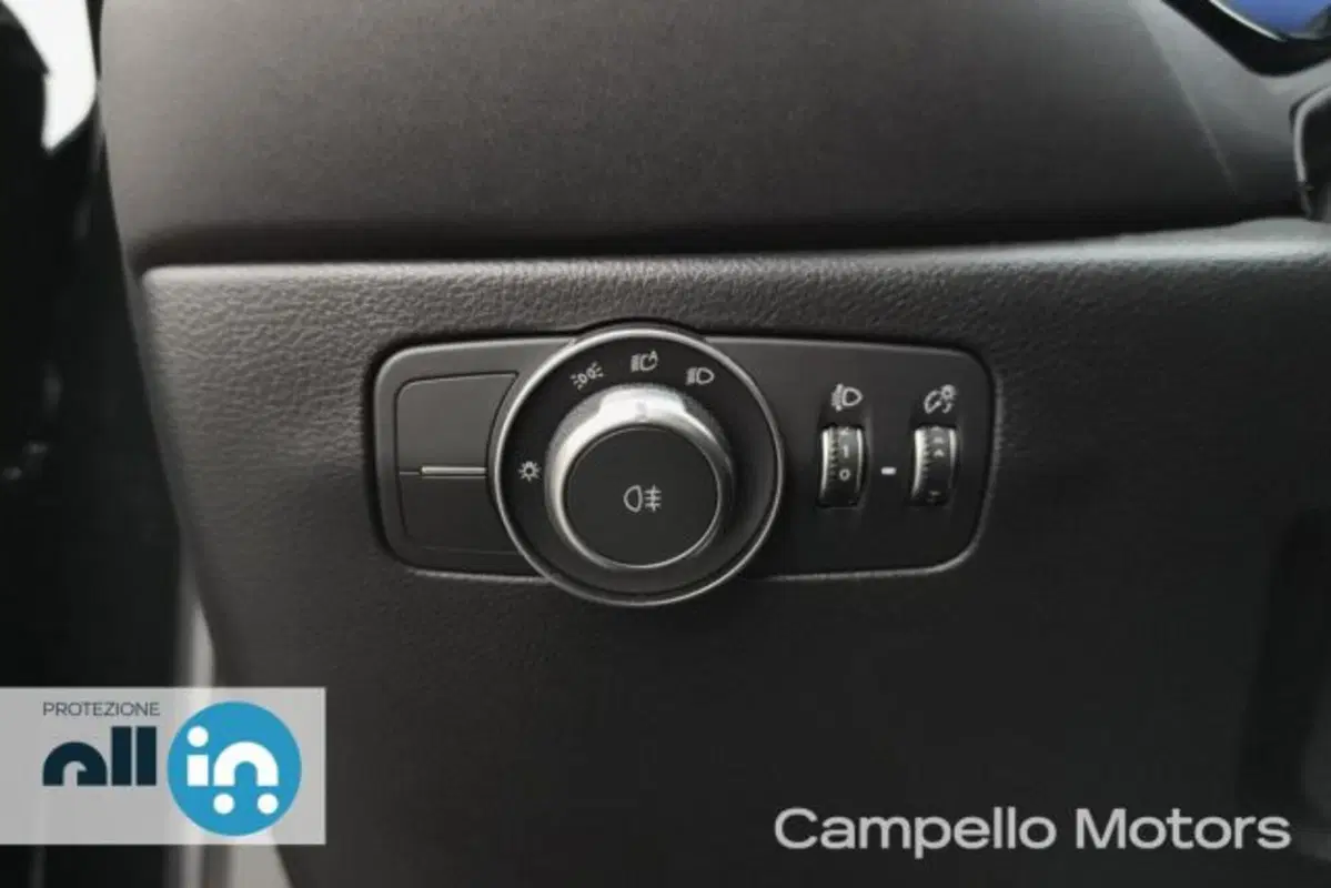 Alfa Romeo Tonale usata a Venezia (19)