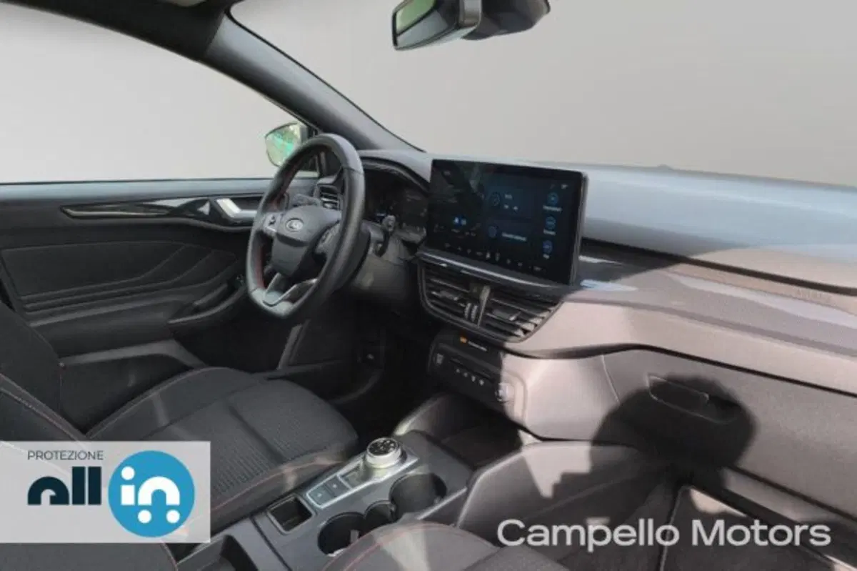 Ford Focus Station Wagon usata a Venezia (14)