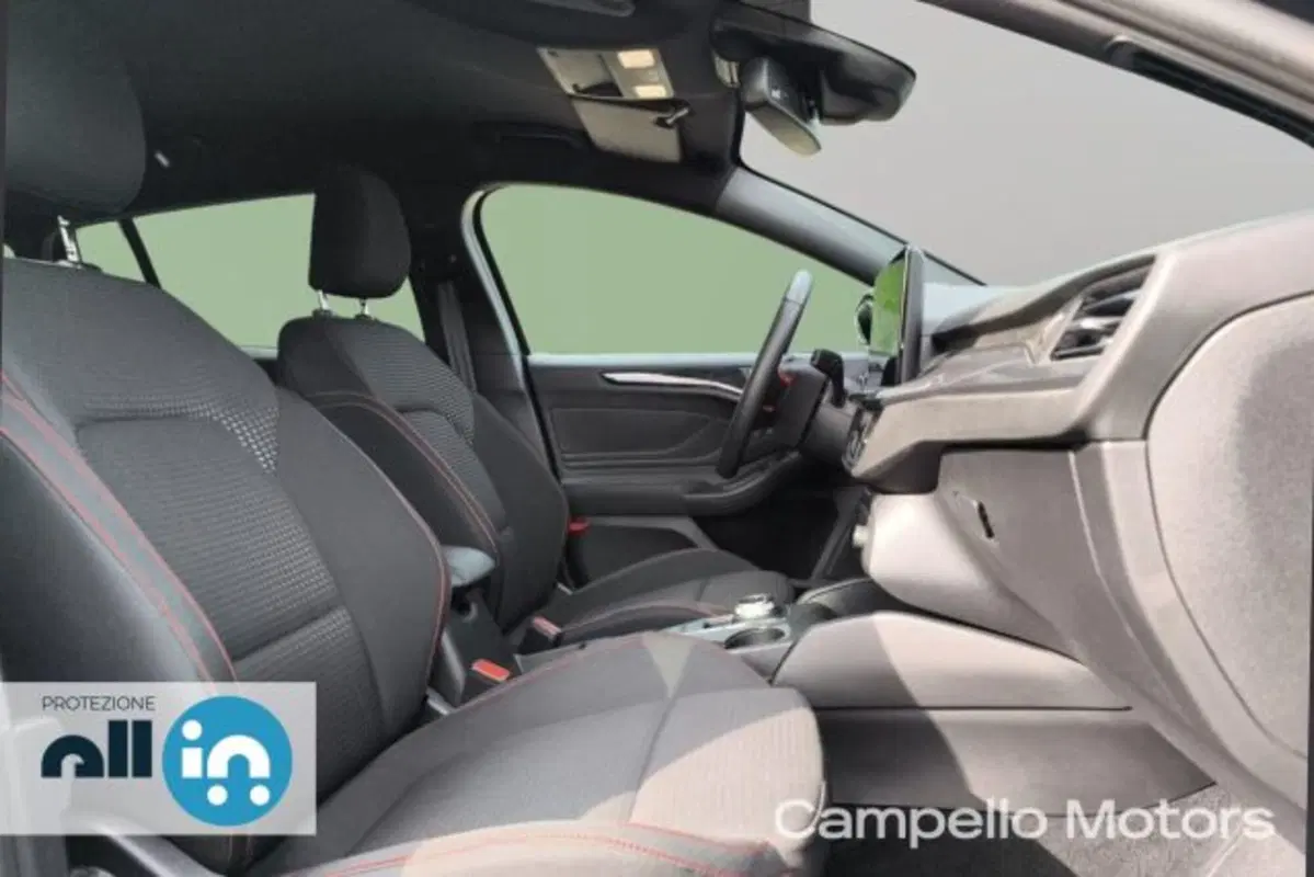 Ford Focus Station Wagon usata a Venezia (15)