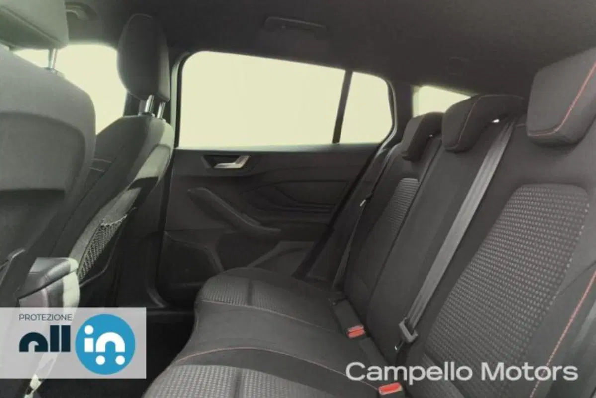 Ford Focus Station Wagon usata a Venezia (6)