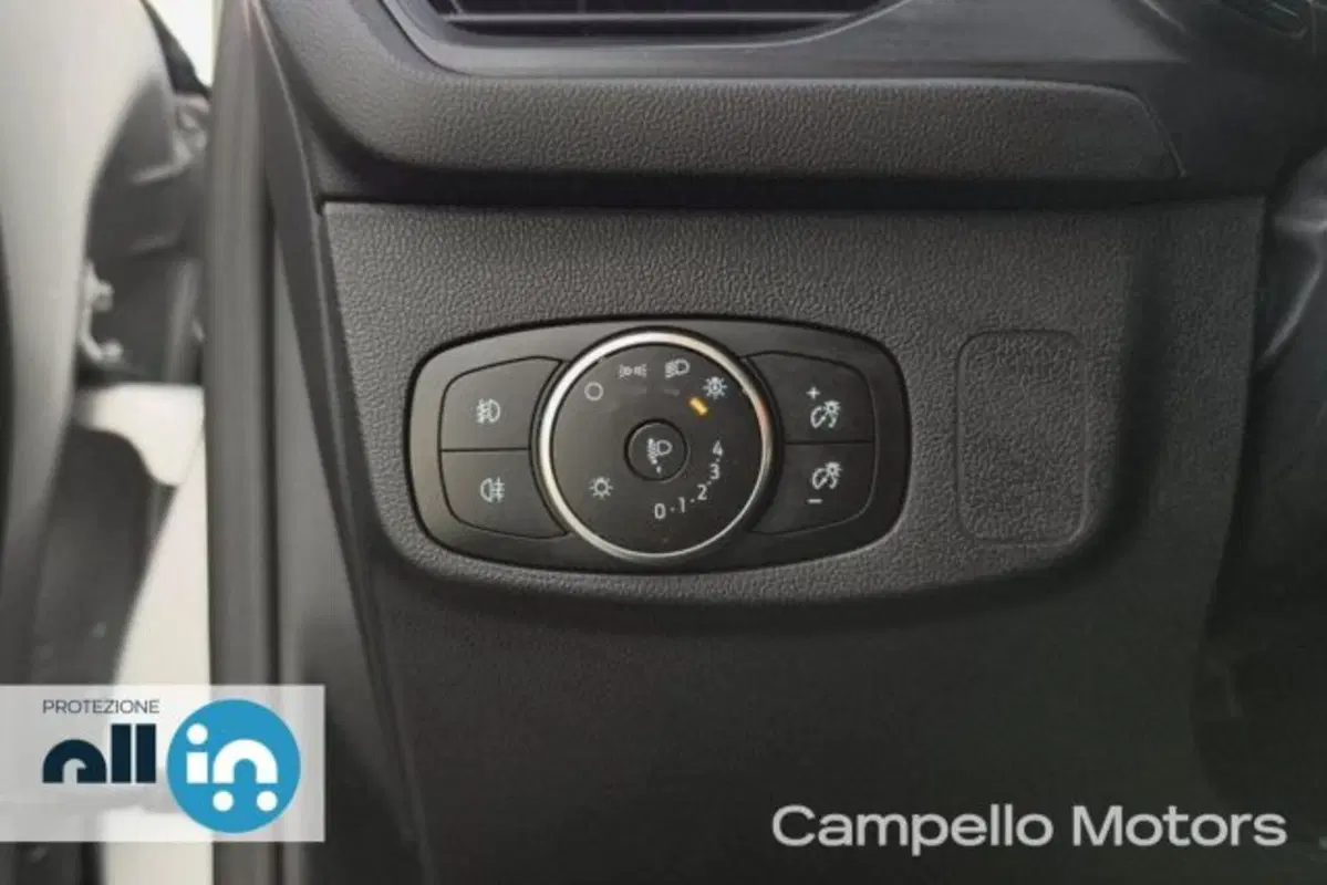 Ford Focus Station Wagon usata a Venezia (17)