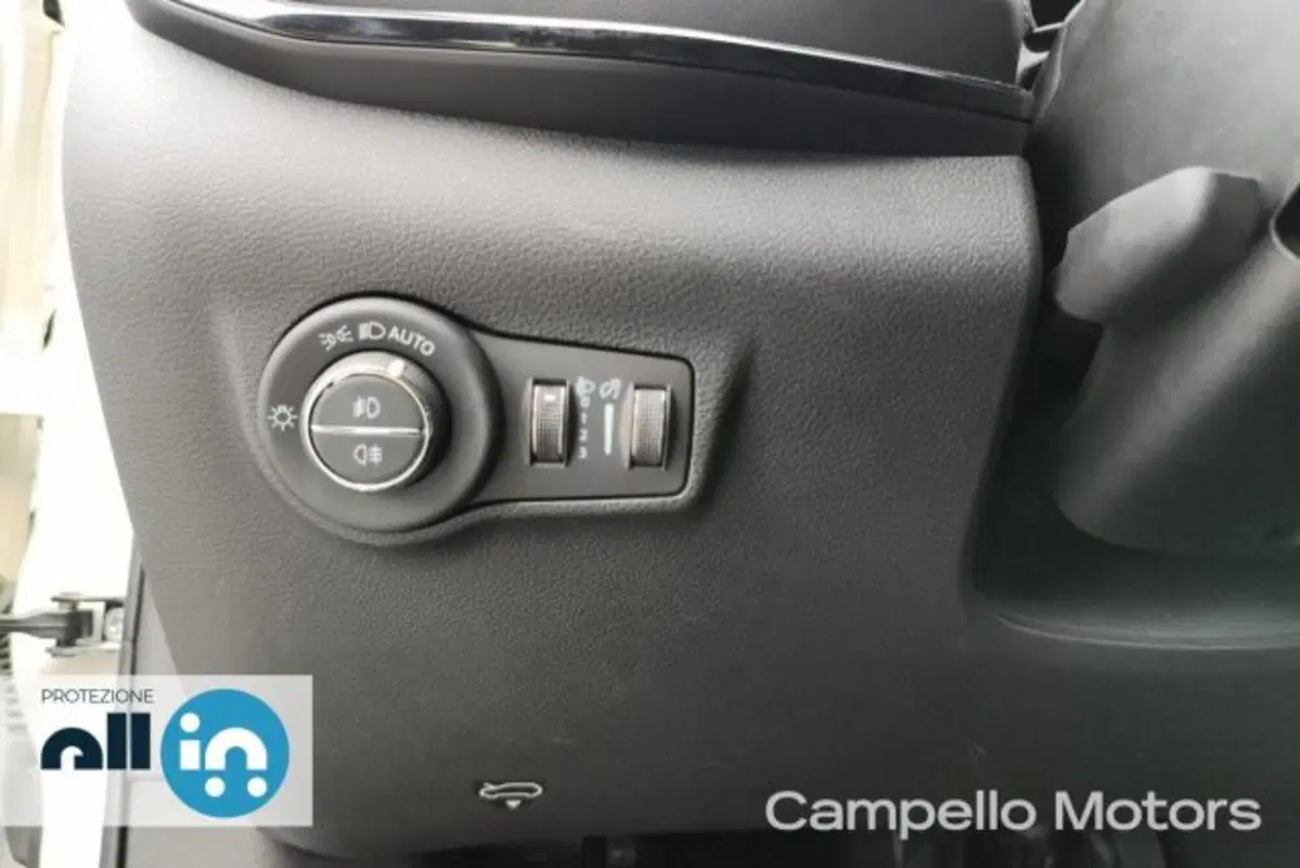 Jeep Compass usata a Venezia (19)