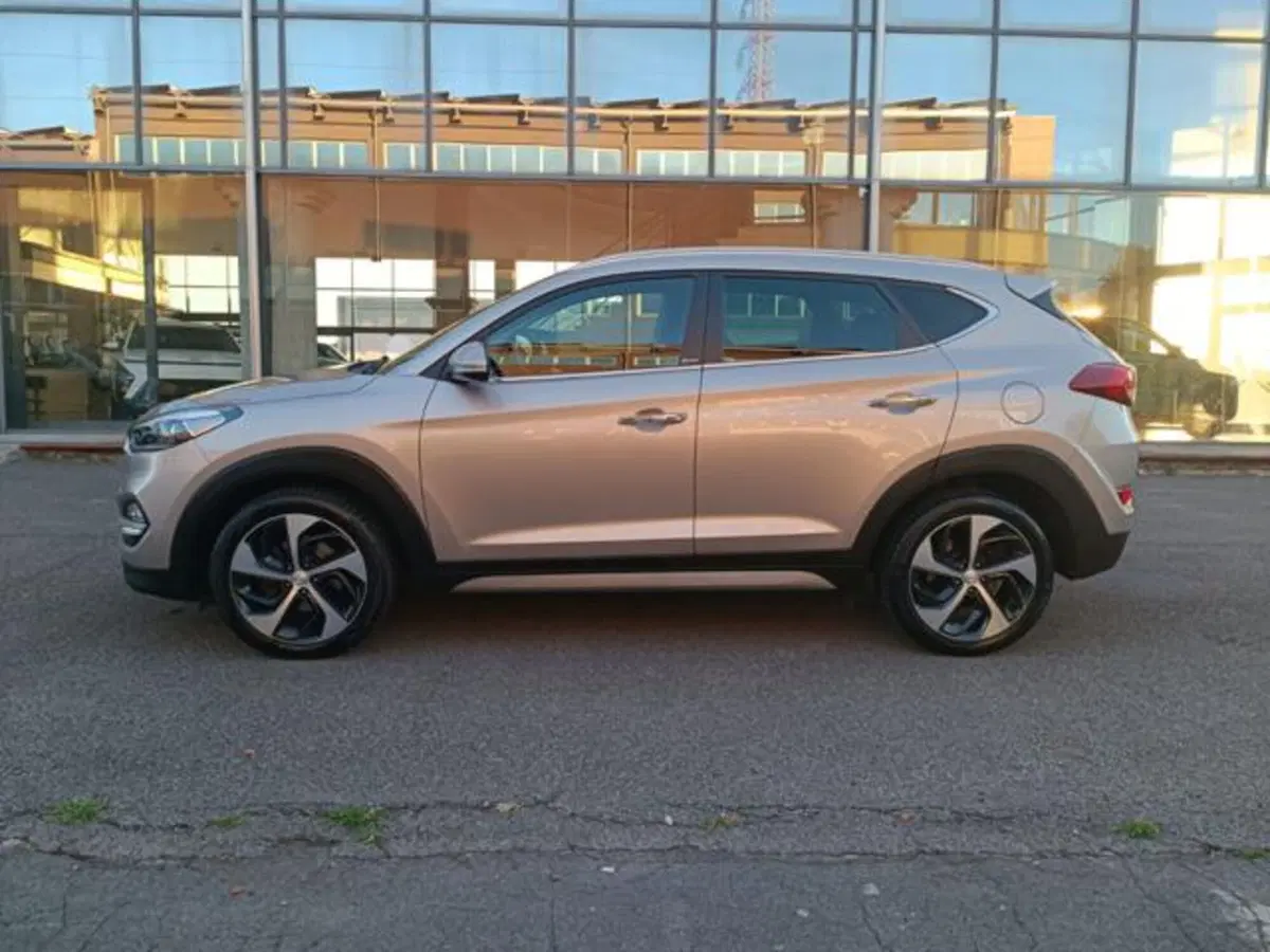 Hyundai Tucson usata a Pisa (4)
