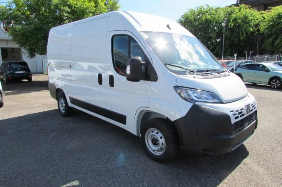 Fiat Ducato Furgone nuova a Milano (3)