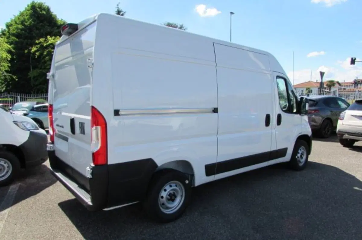 Fiat Ducato Furgone nuova a Milano (4)