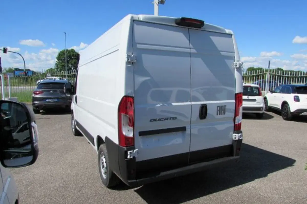 Fiat Ducato Furgone nuova a Milano (5)