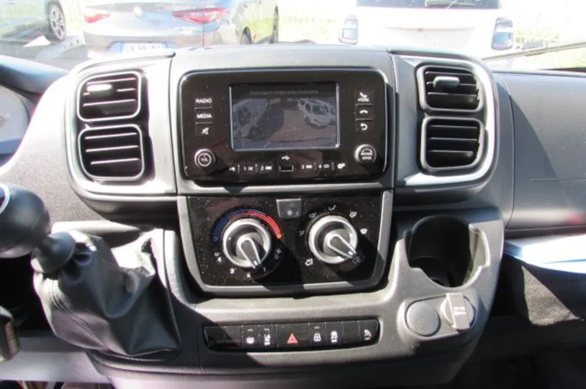 Fiat Ducato Furgone nuova a Milano (8)