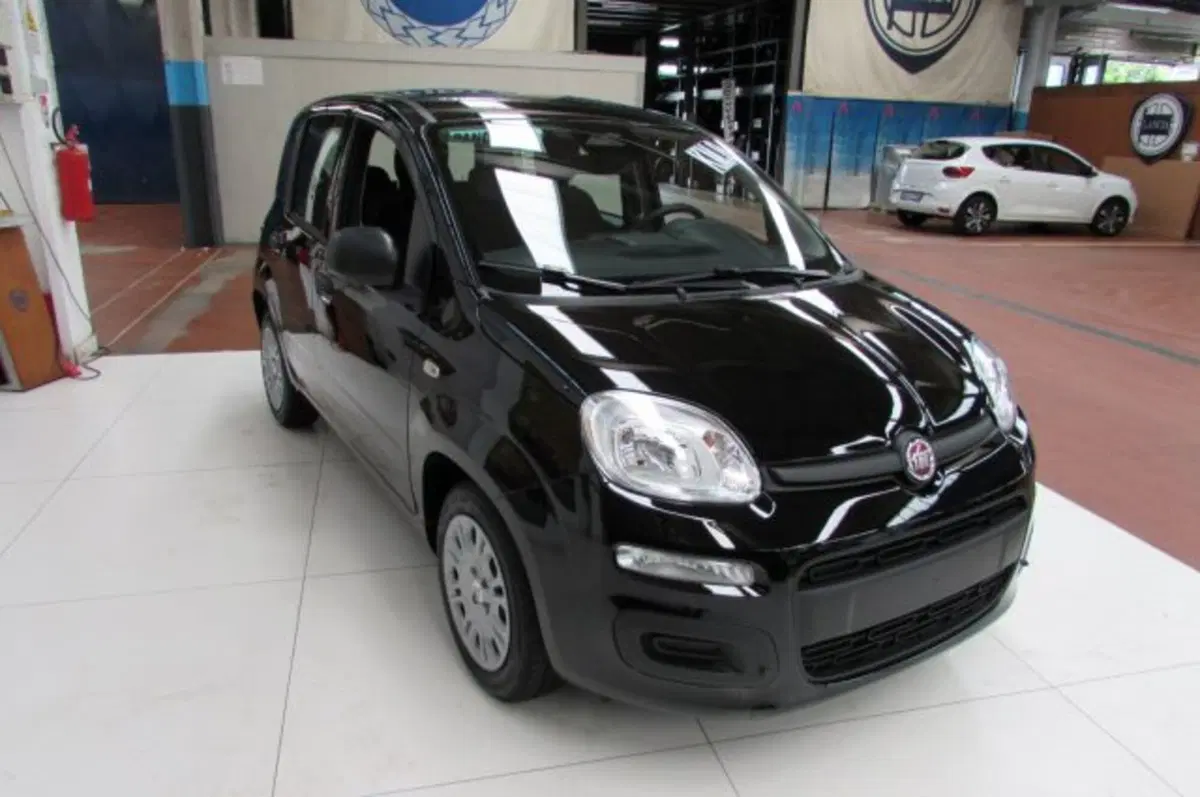 Fiat Panda nuova a Milano (3)