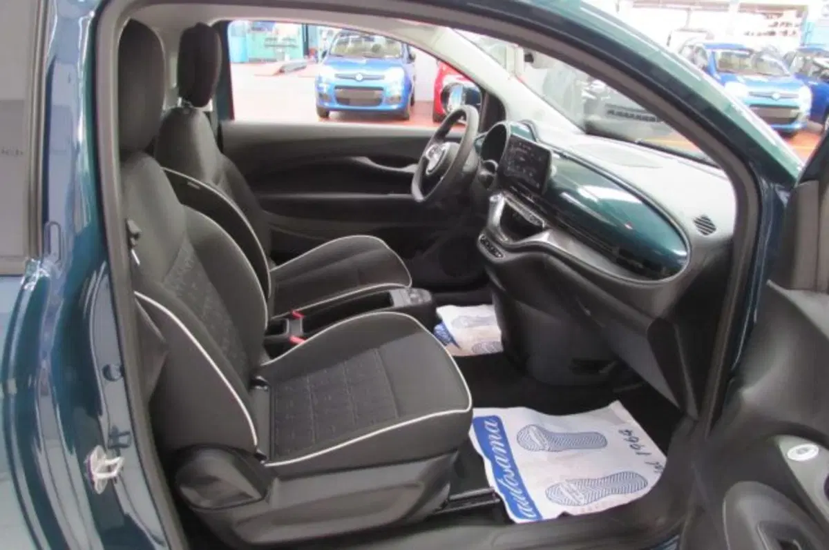 Fiat 500e usata a Milano (13)