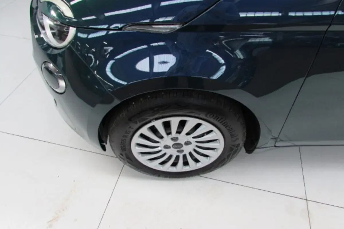 Fiat 500e usata a Milano (6)