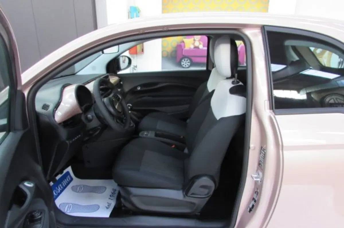 Fiat 500 nuova a Milano (7)